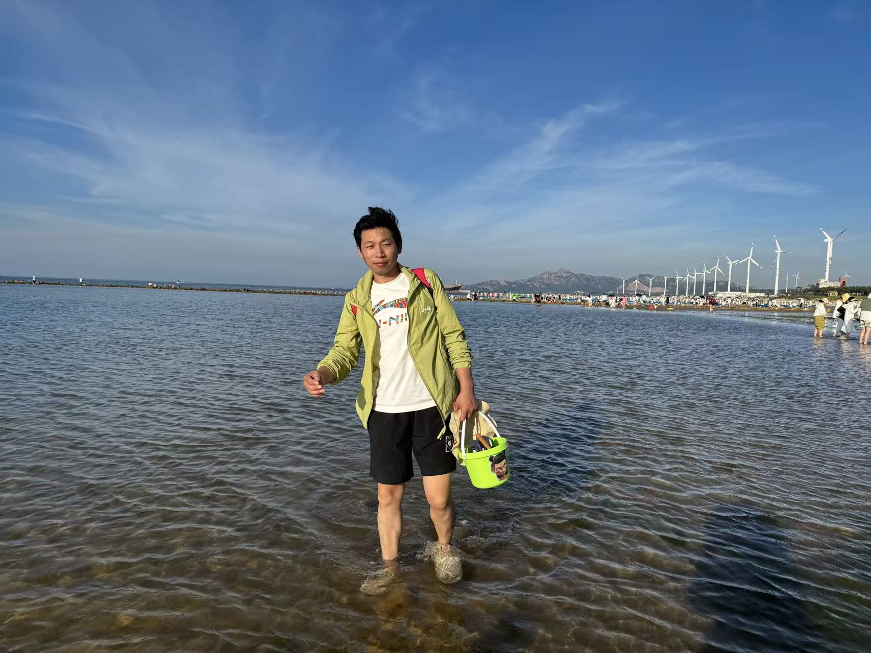 始知三伏尽，又遇立秋时